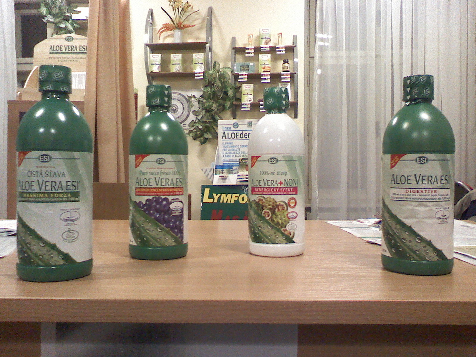 Aloe Vera ESI - Čist, čučoriedkov, NONI, Digestiva